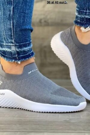 Skechers Air-Cooled Memory Foam